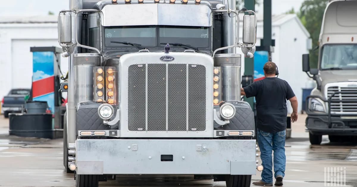 FMCSA tests giving truckers power to pause 14-hour clock