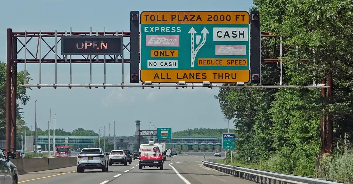 Trucker Finds Out Evading $22,000 in Tolls Is Enough to Catch a Grand Theft Charge
