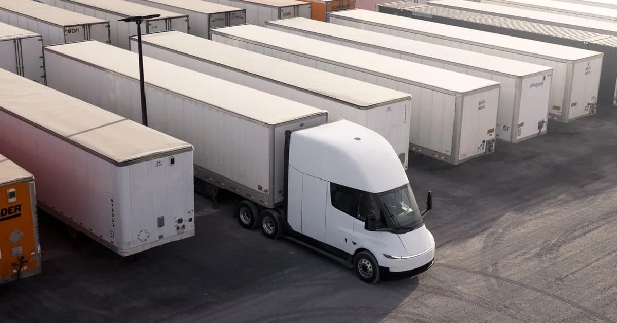 Einride targets 1,500 trucks by 2028 with Tesla and DAF deals