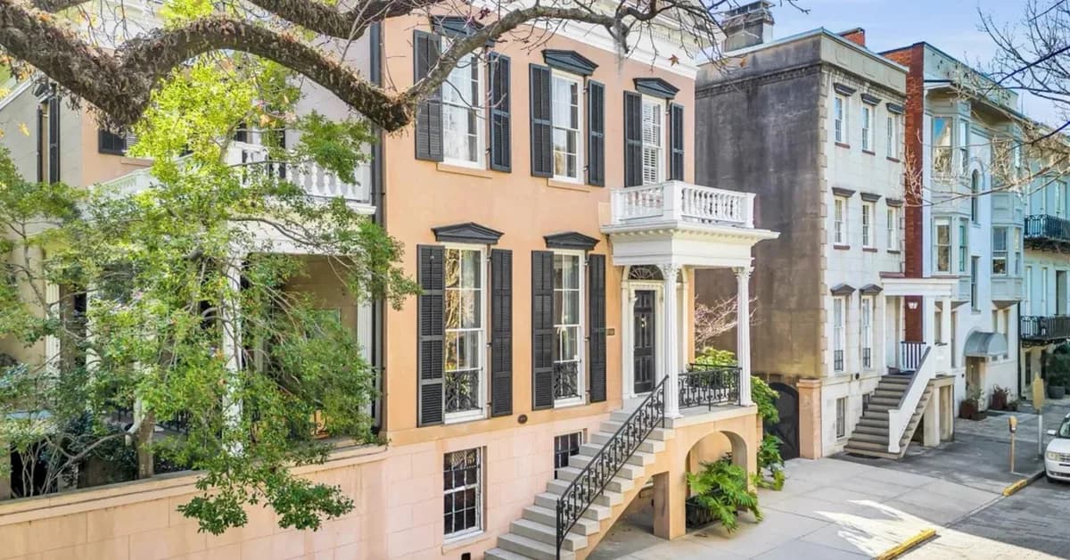 1855 Savannah Landmark With Ties to Flannery O'Connor and Julia Roberts Is Listed for $5 Million