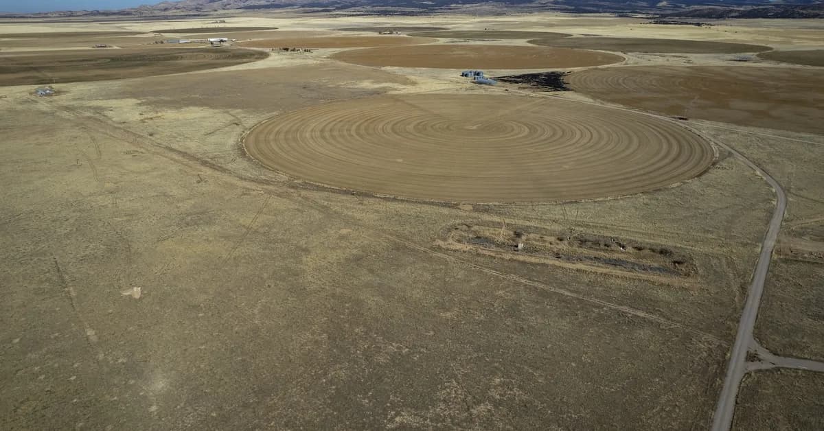 To power Utah's data center boom, companies are turning to fossil fuels