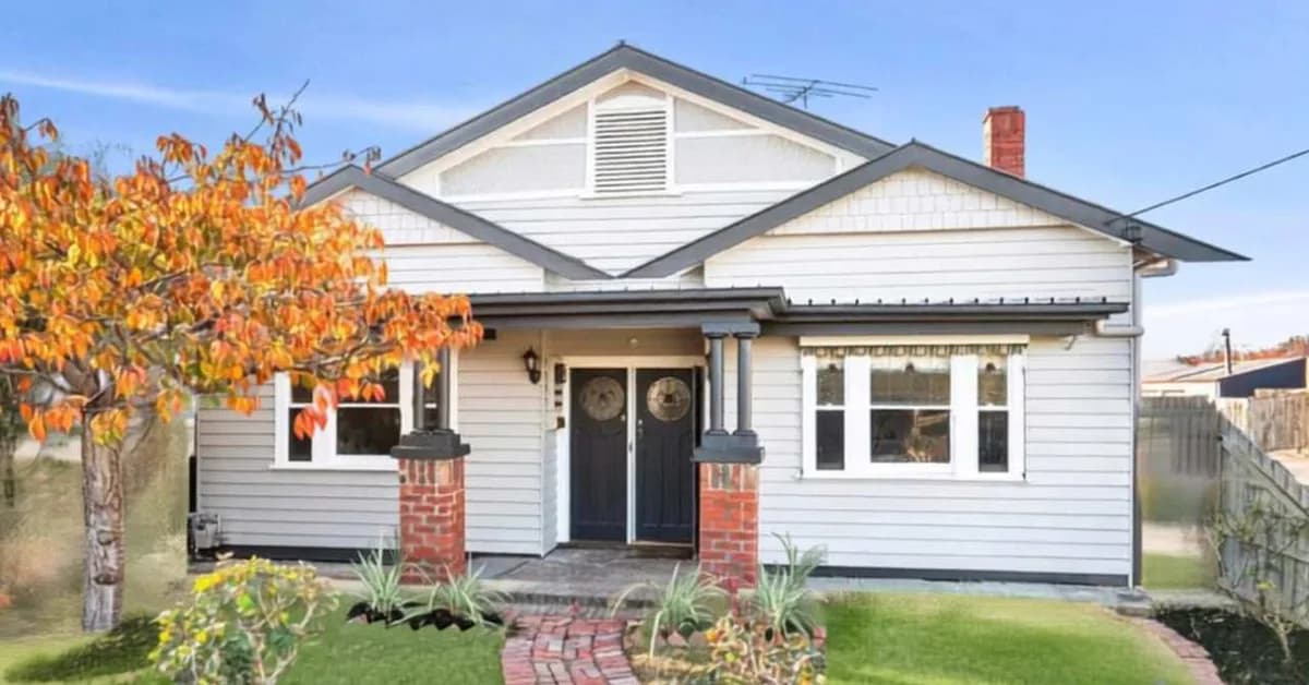 Strategic price pivot sparks bids for Geelong West character home