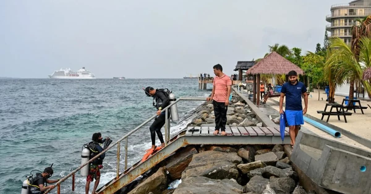Maldives rescue diver dies in search for missing Italians