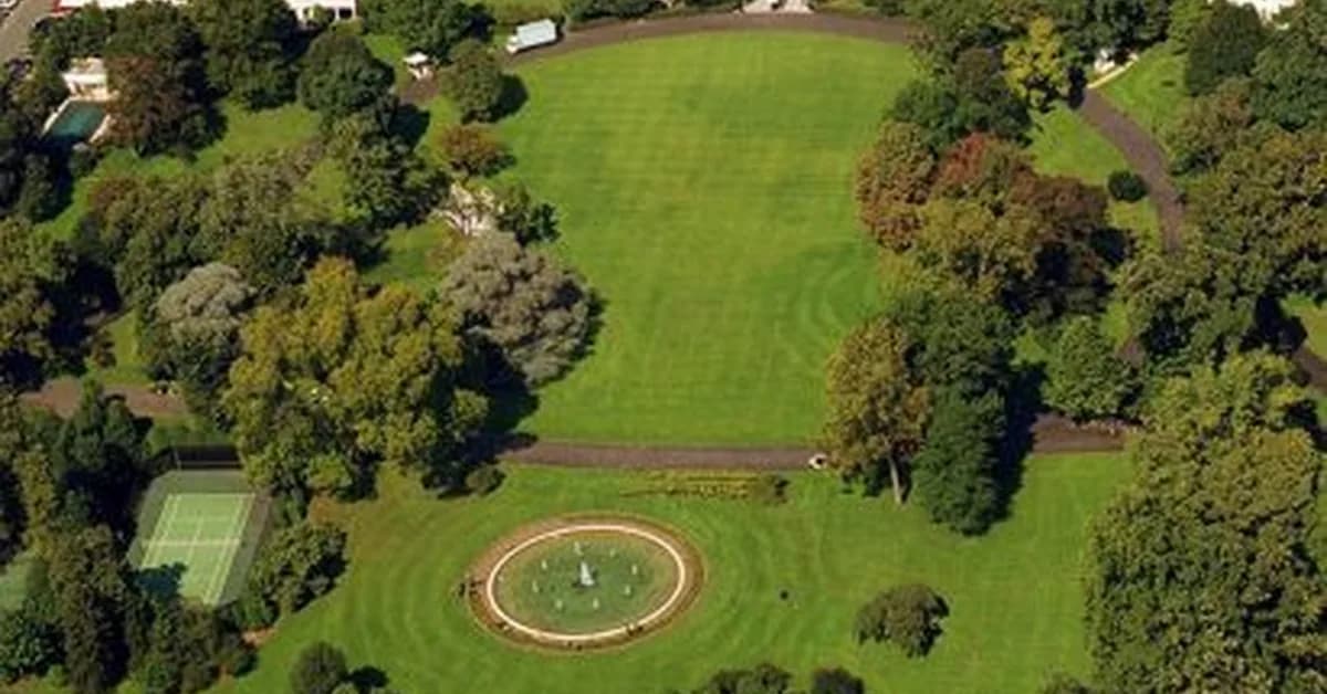 "The proposed White House ballroom is wholly incompatible with the site"