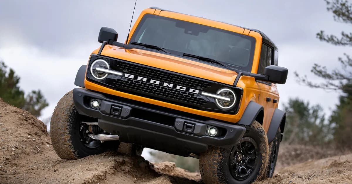 Ford Bronco Sales Are Nipping at the Jeep Wrangler's Heels. Could This Finally Be the Year?