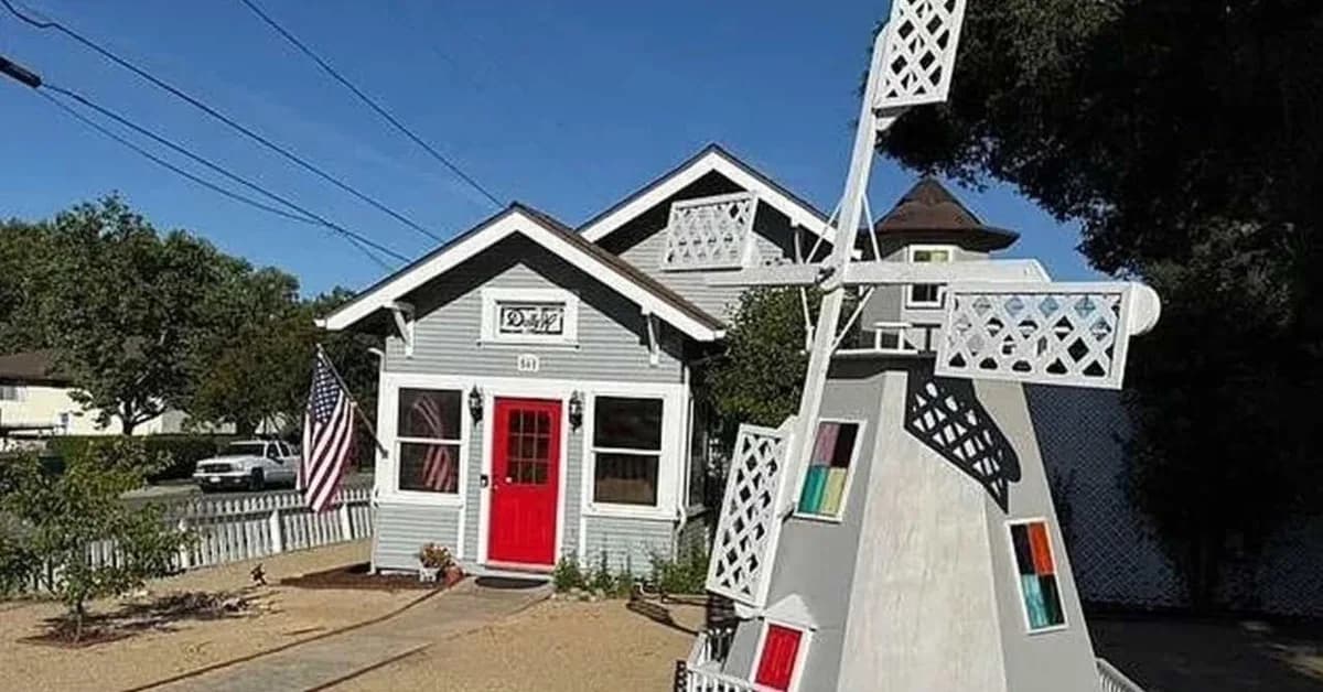 Dolly Parton's former hideaway with original wig room lists for $2.8m