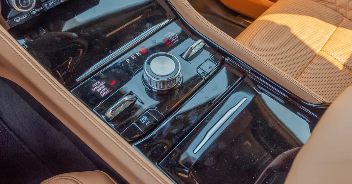 Piano Black Plastic Is An Abomination, and Automakers Have Known It All Along