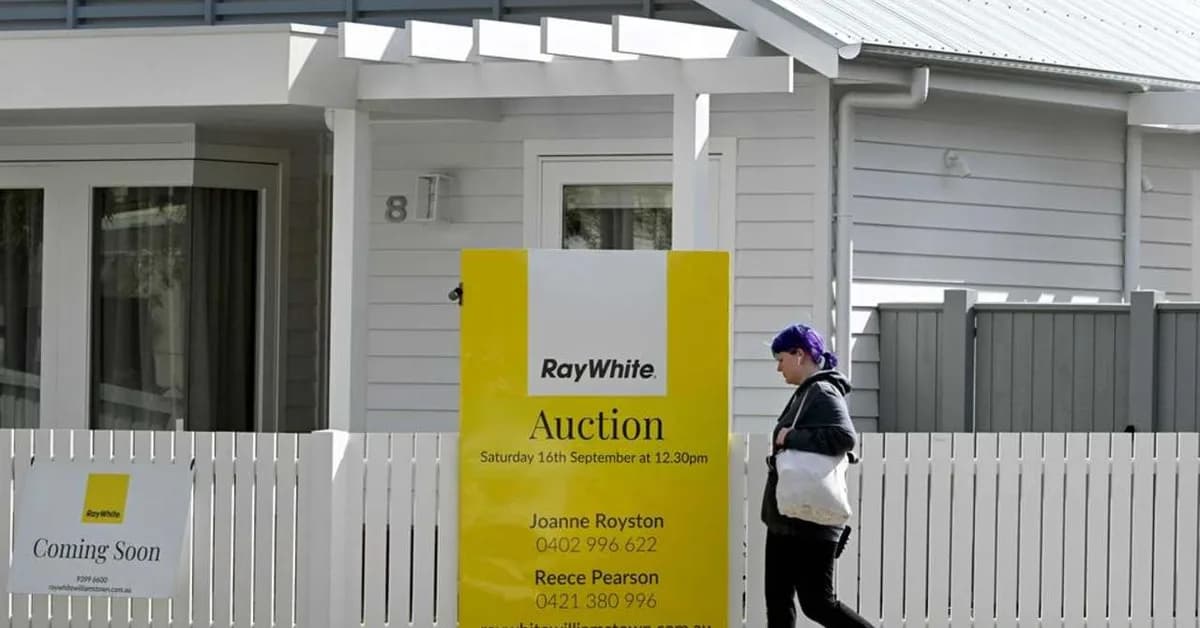 Why waiting for RBA rate cuts could trap property buyers