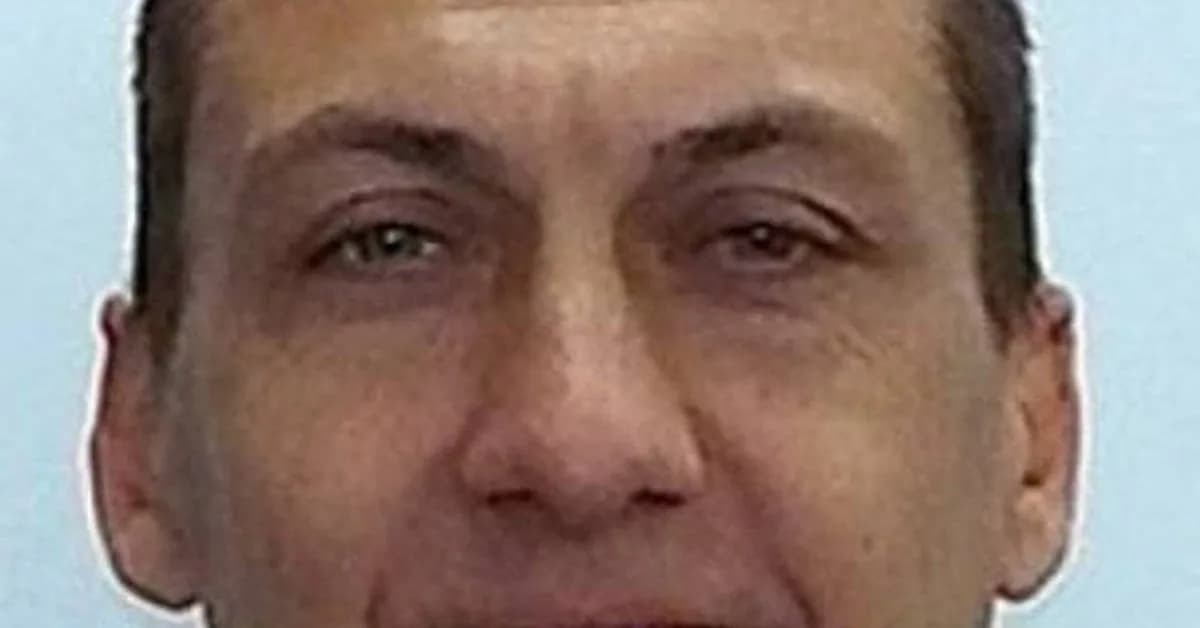 Australian police shoot dead fugitive wanted for killing officers