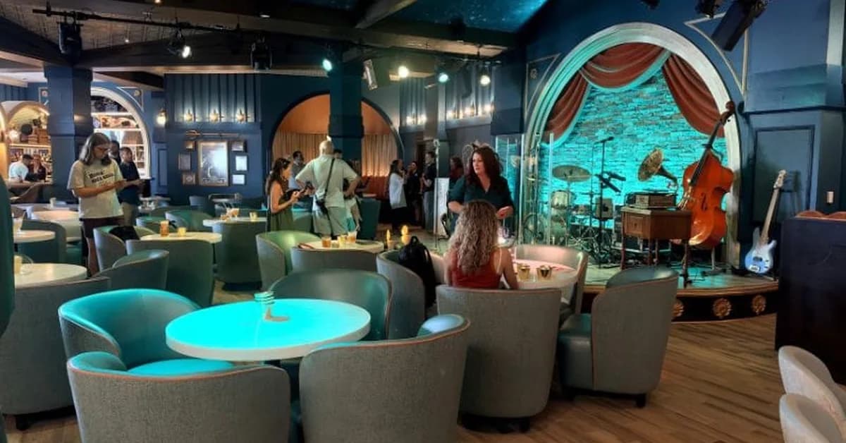 INSIDE LOOK: A Date Night for The Ages at Hurly-Burly on Disney's Boardwalk