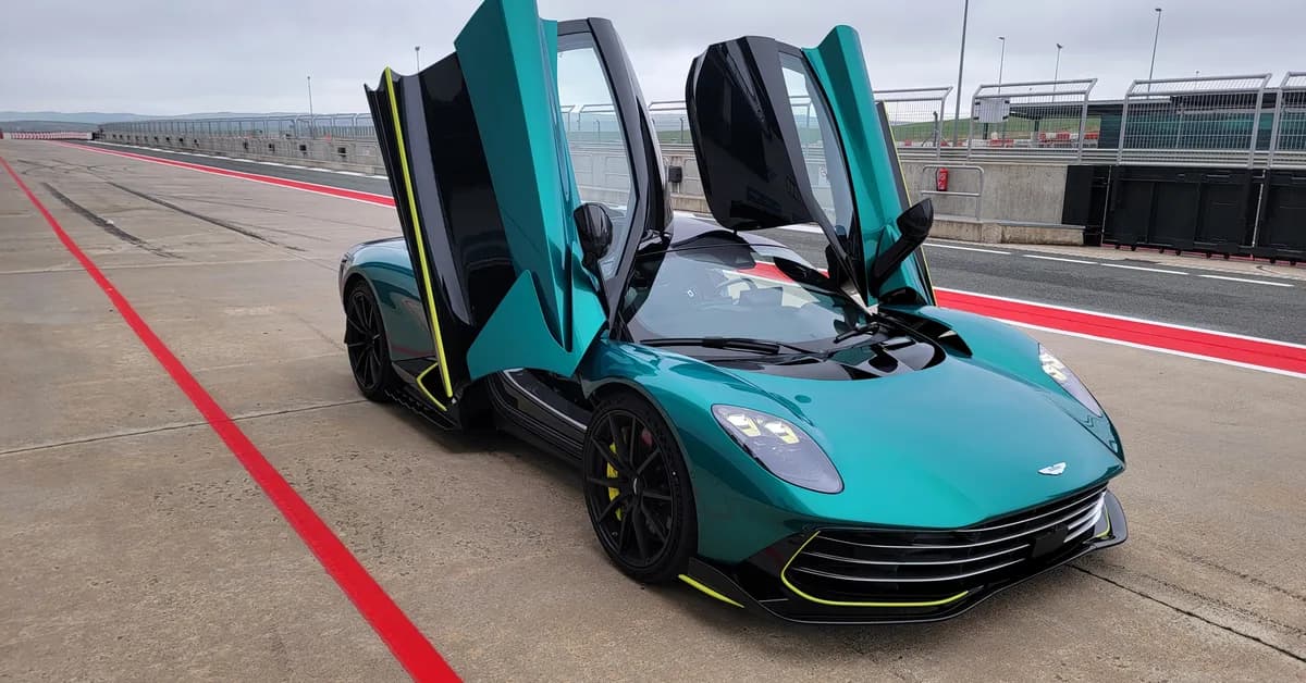 The Aston Martin Valhalla Has No Reverse Gear. Here's How That Works