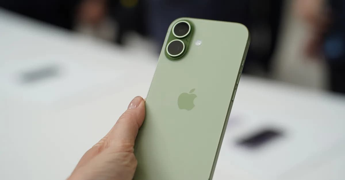 A new RCS update could connect iPhone and Android video calls, someday