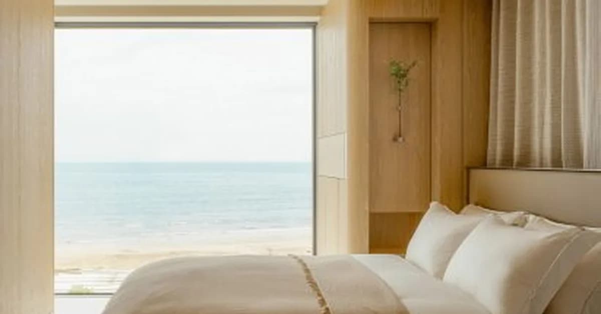 I IN designs light-filled Kamakura beach house to make most of ocean view