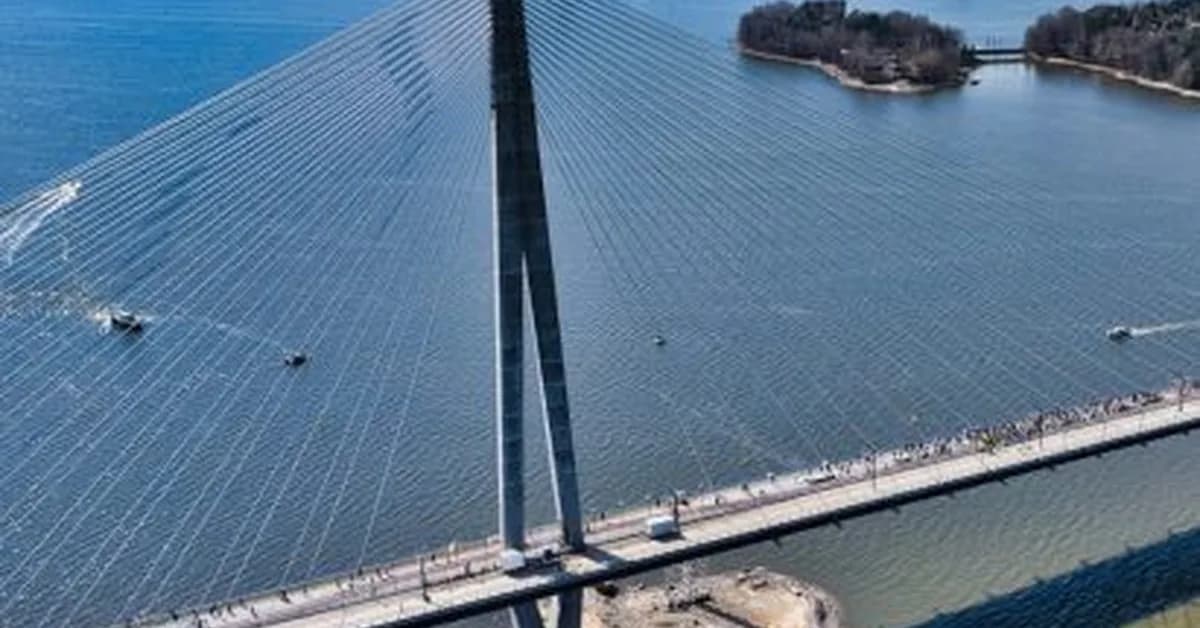 Dezeen Agenda features Finland's longest bridge