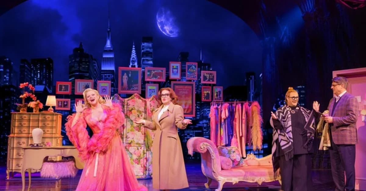 THEATER REVIEW: "Death Becomes Her" @ Playhouse Square by Laura Kennelly