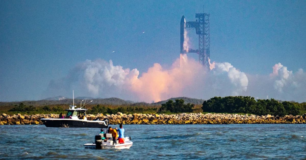 Texas Homeowners Accuse SpaceX of Damaging Property With Sonic Booms From Rockets