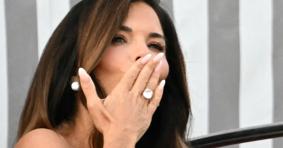 Everything to know about the life and career of Lauren Sánchez Bezos, Jeff Bezos' wife