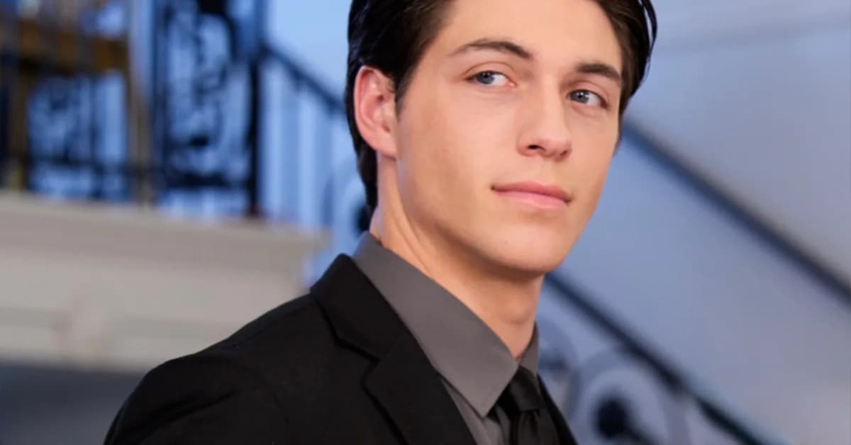 Danny Farber talks about being a director and filmmaker in the vertical drama space