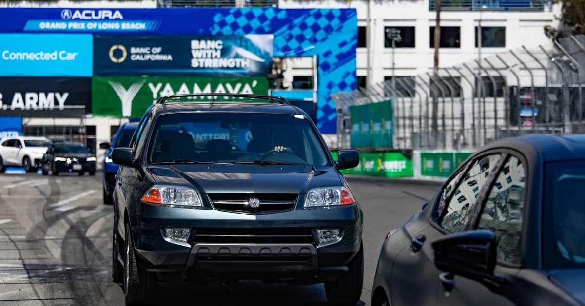There's No Good Reason to Drive a 2003 Acura MDX on a Track, But I Did and Regret Nothing