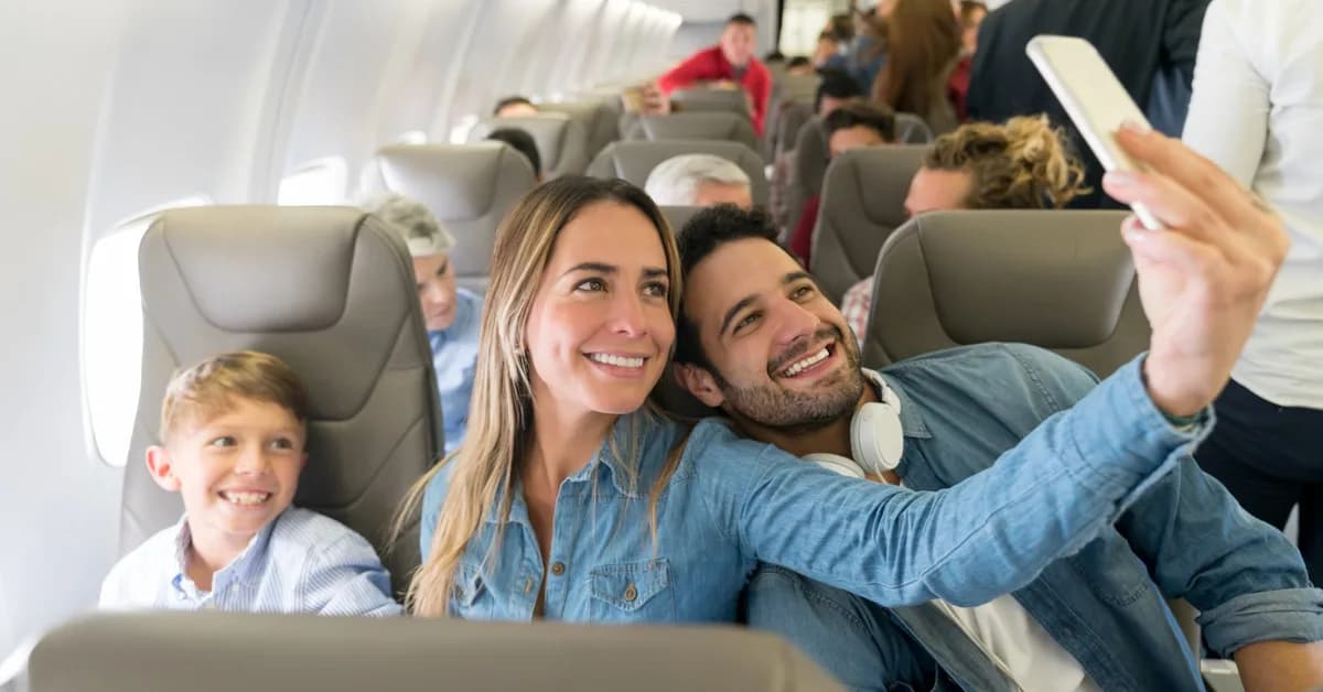 Are airlines required to seat families together? Your guide to airline family seating policies