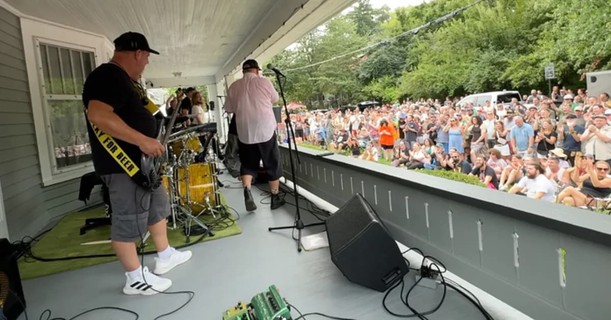 VIDEO: Highland Square PorchROKR 2026