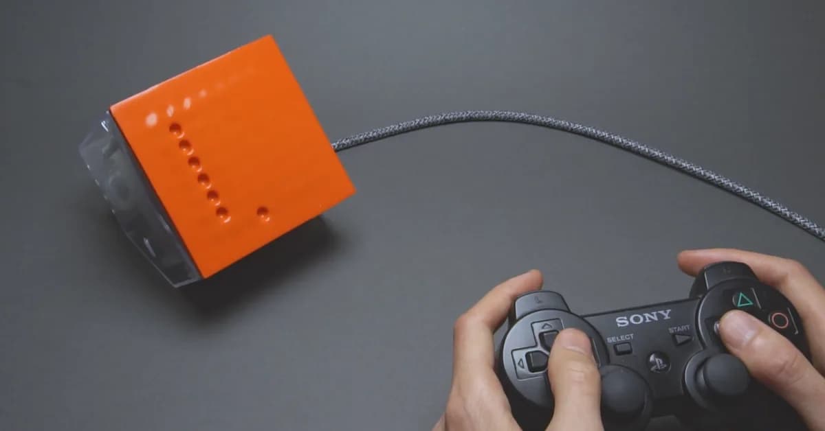 Playing Snake with a Pneumatic Display