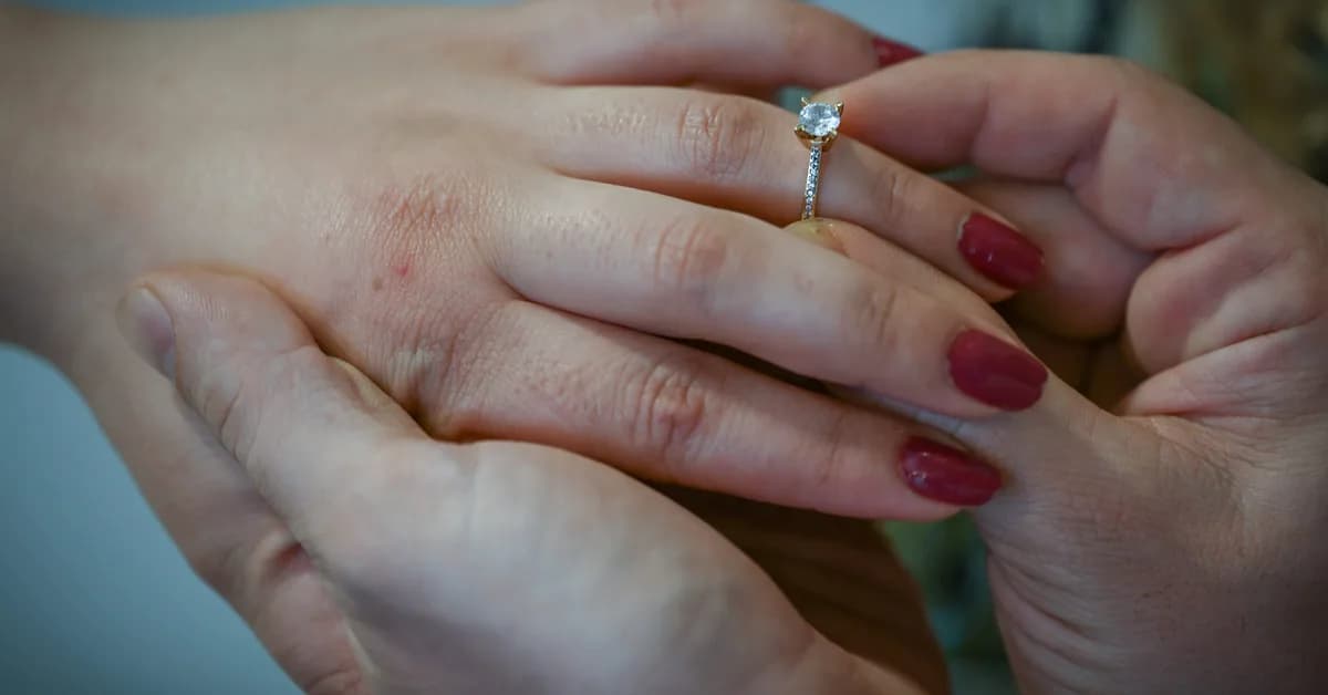 Expensive gold is changing how people buy engagement rings