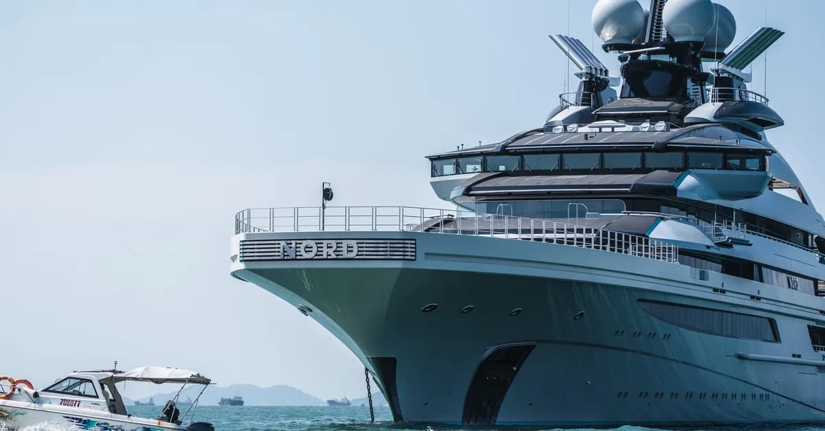 A $500 million Russian superyacht managed to sail through the blockaded Strait of Hormuz