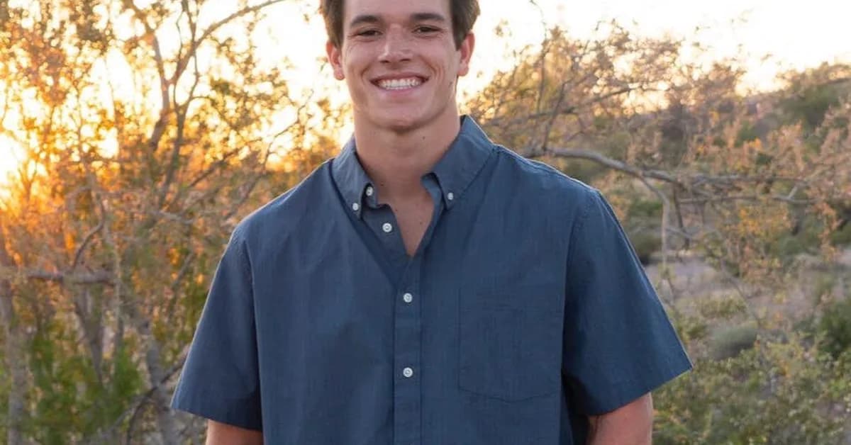 A study says moving back in with your parents can hurt your homebuying odds. This 24-year-old is ready to defy them.
