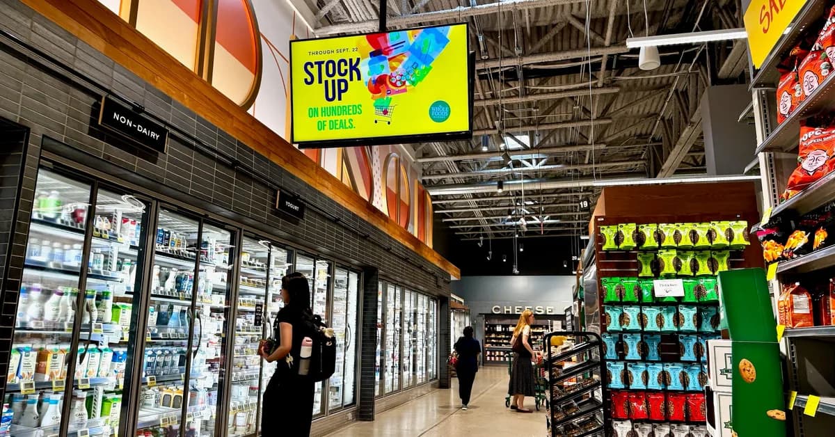 Attention shoppers: digital ad screens are about to be everywhere you look