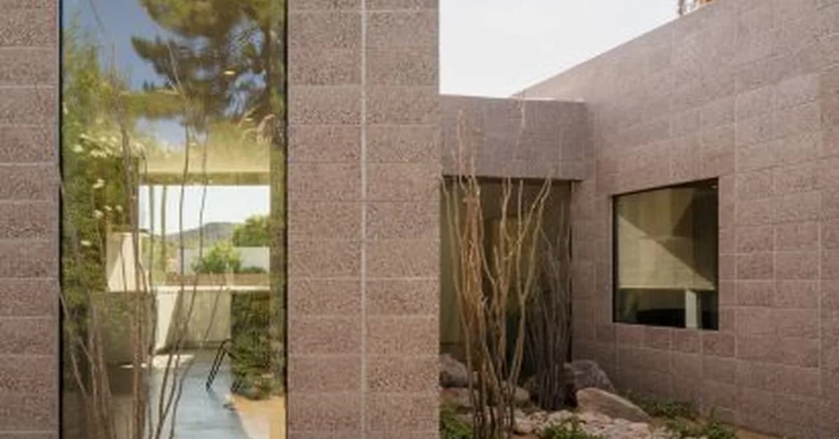 Benjamin Hall Design uses masonry walls for Arizona accessory dwelling unit