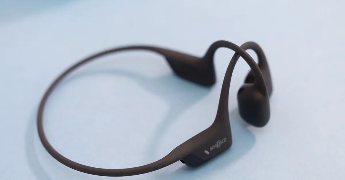 Shokz's bassy OpenRun Pro 2 are $40 off thanks to a new Mother's Day promo
