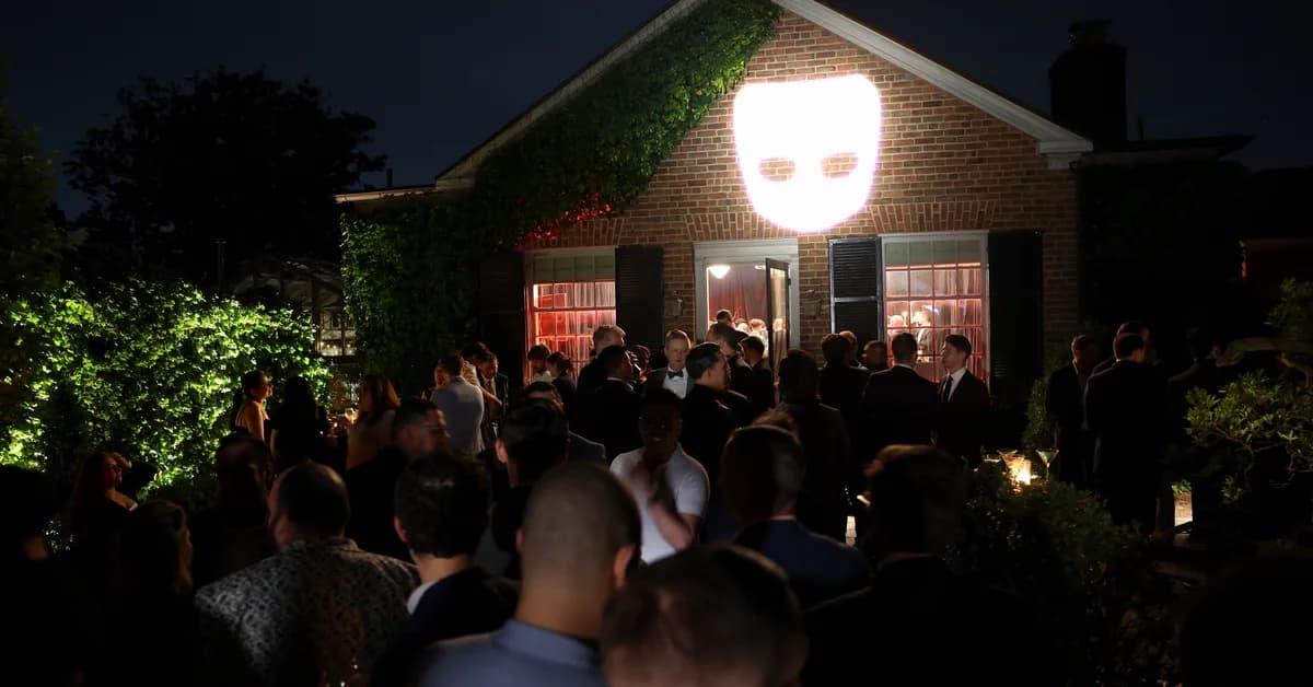 Grindr - yes, Grindr - won the WHCD party circuit