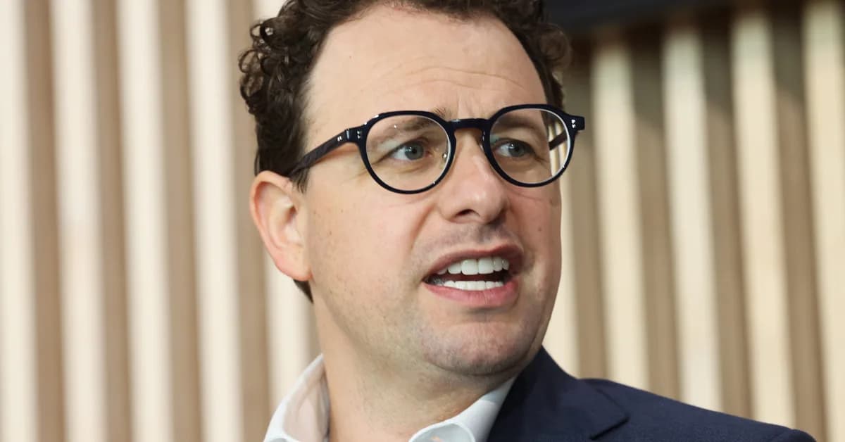 What smart people are saying about Mythos, Anthropic's new AI model that has some cybersecurity experts spooked