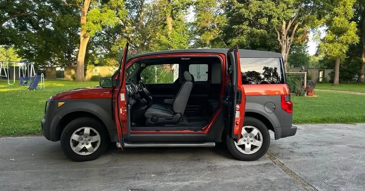 The Honda Element Is Returning in 2029 as a US-Built Hybrid Crossover: Report
