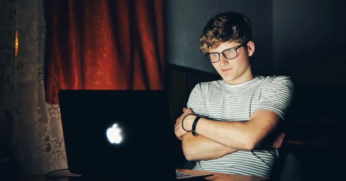 How a 16-year-old intern helped Netgear shut down a global scam network