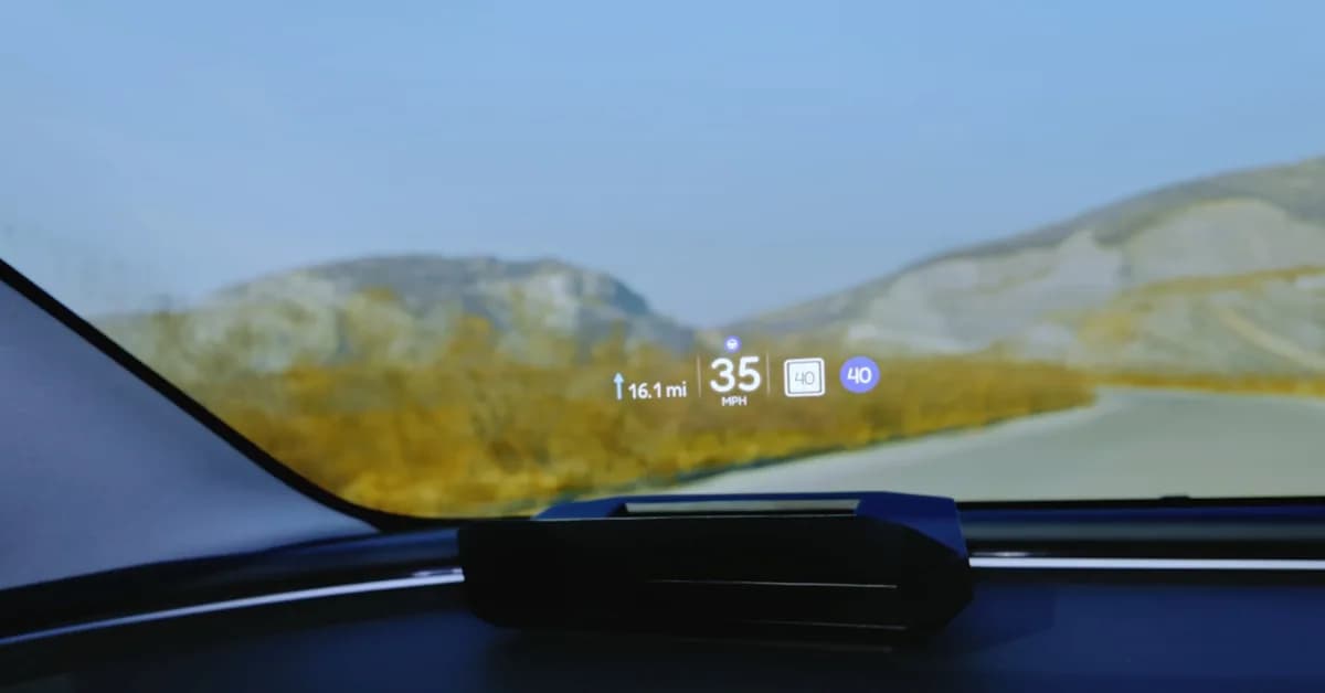 NeuroHUD puts Tesla navigation and alerts where drivers can see them