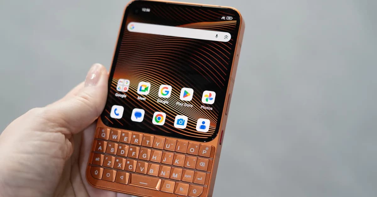 Unihertz's new QWERTY phone is even more like a Blackberry