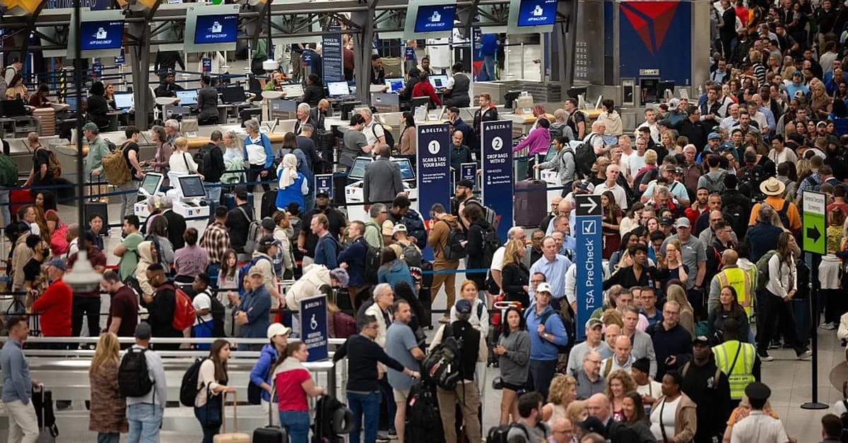 Allegiant waives change, cancel fees through end of the government shutdown as security lines grow