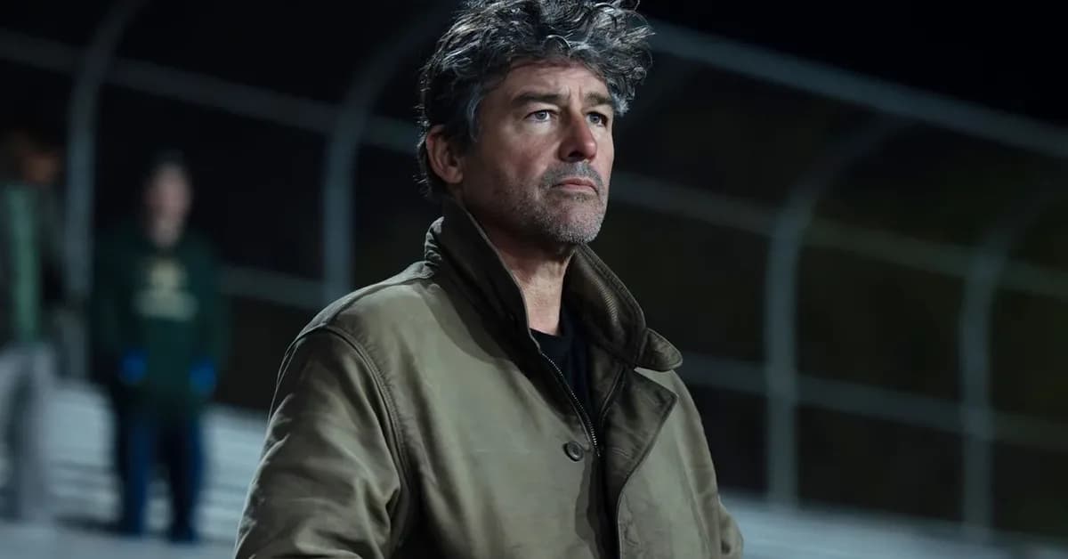 LANTERNS Writers Ask Fans to Trust Its Shocking Hal Jordan Twist and Are "Willing to Absorb the Boos"