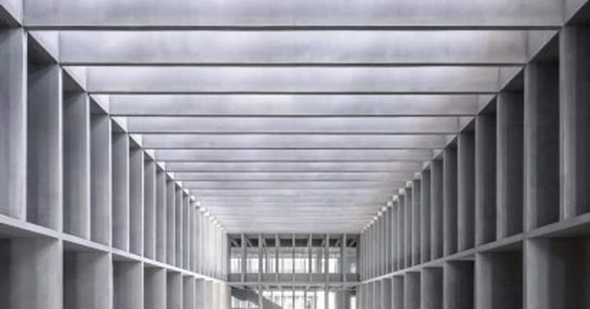 Gridded concrete cloisters define Málaga university building by Vaillo + Irigaray Architects