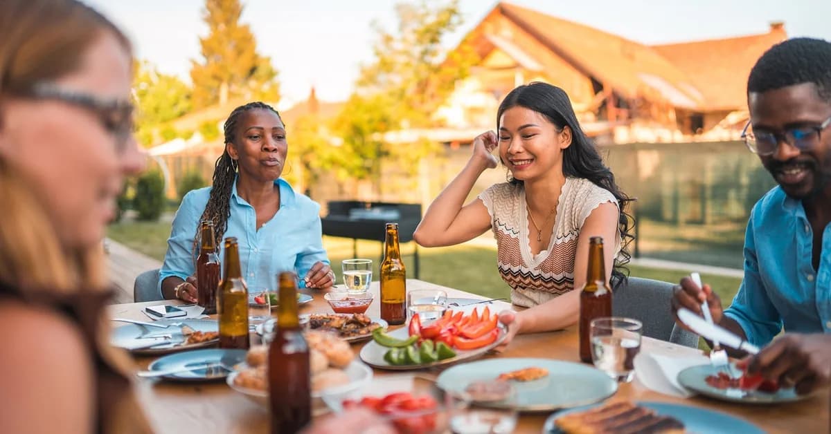 Discover it Student Chrome card review: Simple gas and dining rewards for students