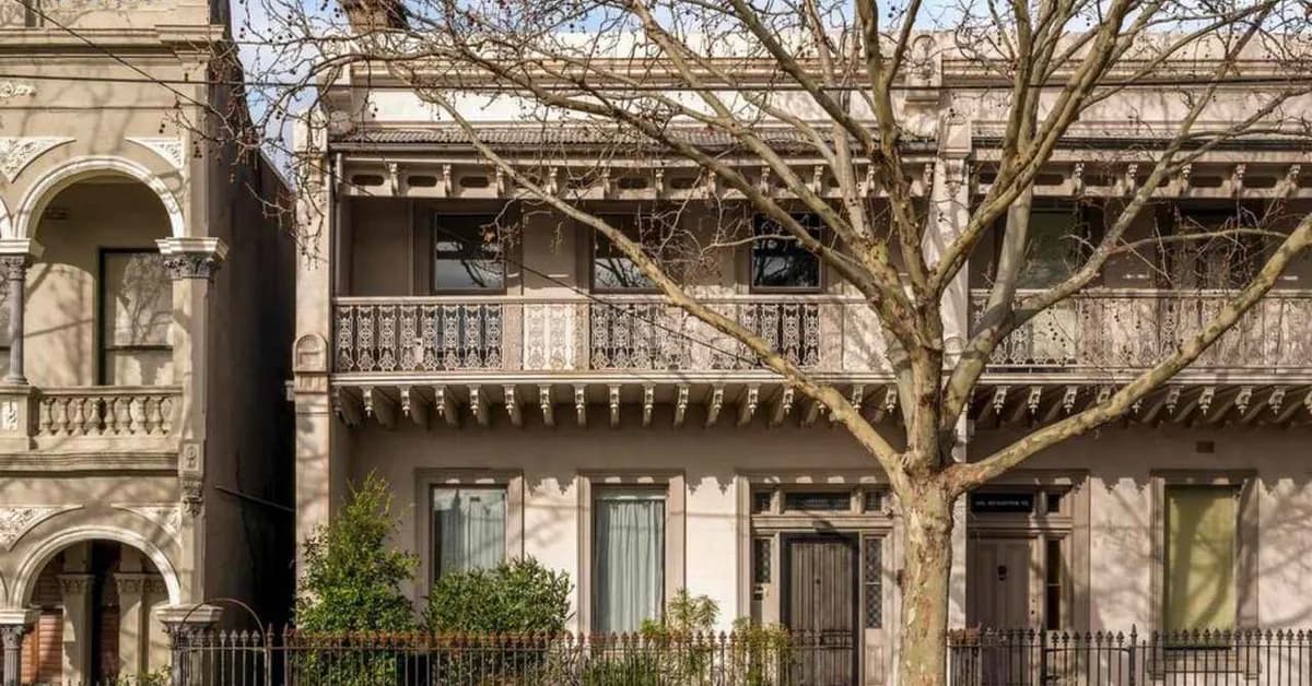 Fitzroy home of Aussie theatrical, film royalty set for auction