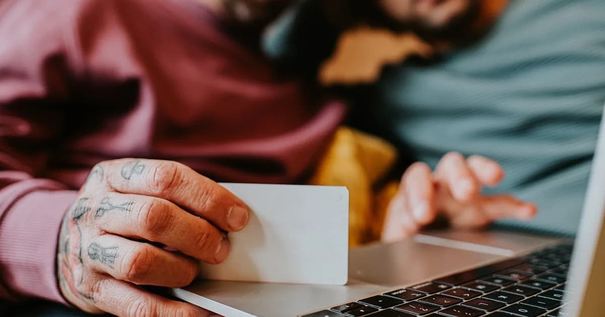 How to refer friends to American Express cards and earn bonus points