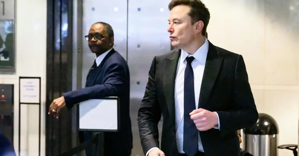 All in on Musk, SpaceX's self-declared 'dream weaver'