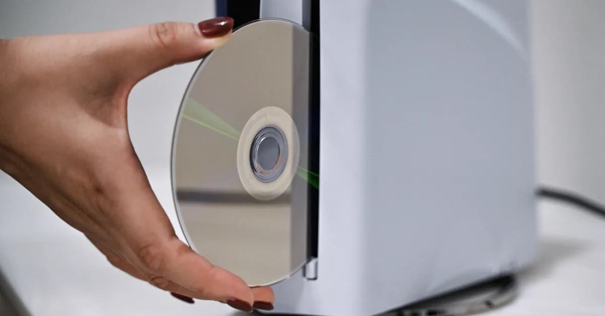 PlayStation's Newest Survey Sparks Community Pushback Against Sony's Plans to End Physical Game Discs