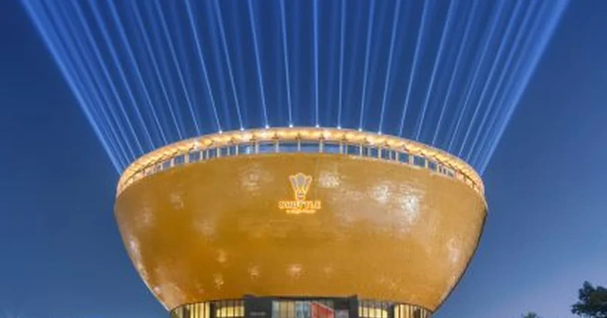 Archohm creates shuttlecock-shaped badminton centre in India