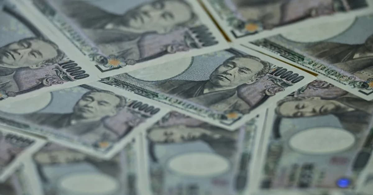 Tech bounce lifts Asia stocks, oil extends gains on US-Iran fears