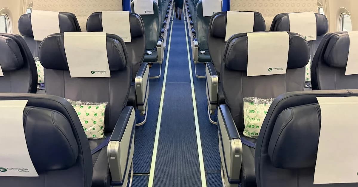 Review: Turkmenistan Airlines Business Class Boeing 737 (ASB-DEL)