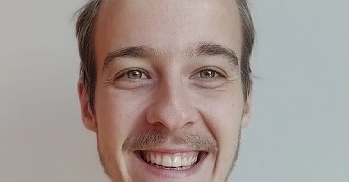 Discovery of Bimodal Drift Rate Structure in FRB 20240114A: Evidence for Dual Emission Regions